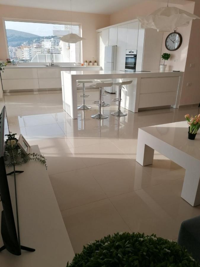 Marianna'S Luxury Apartment Саранде Екстериор снимка
