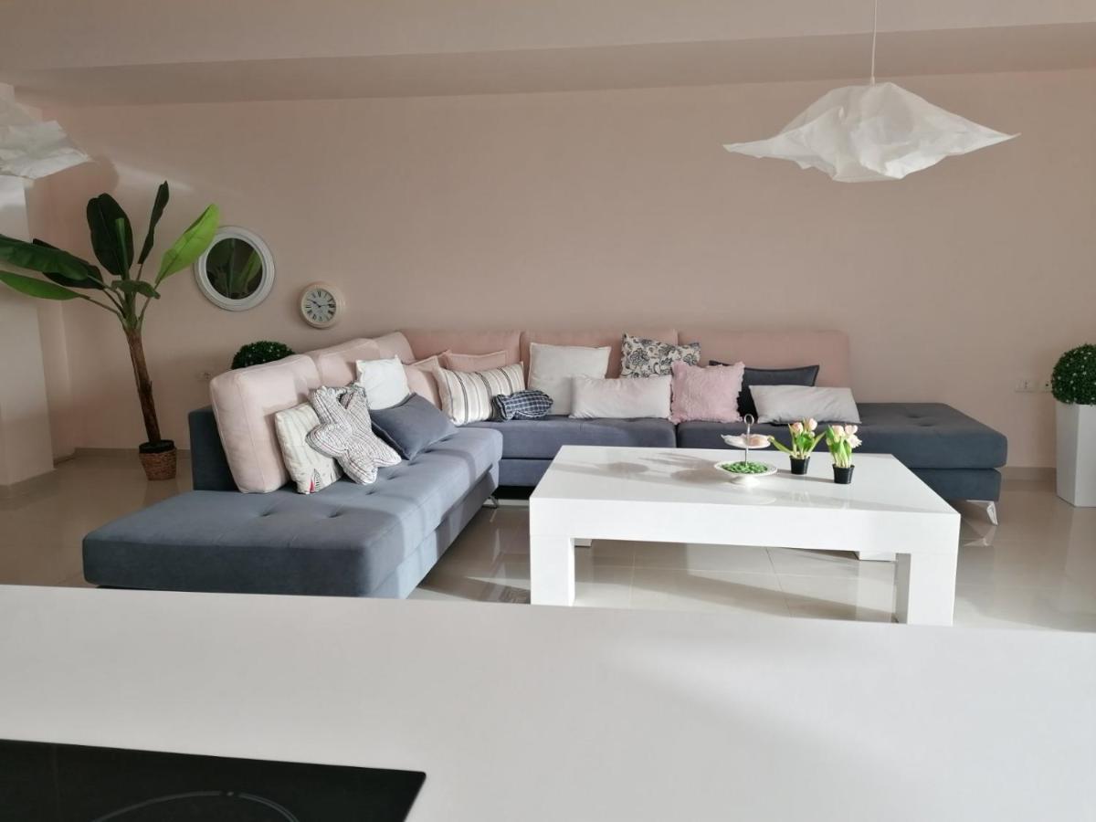Marianna'S Luxury Apartment Саранде Екстериор снимка