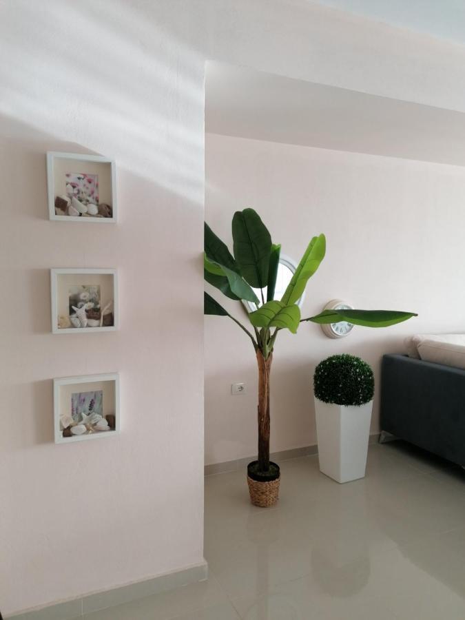 Marianna'S Luxury Apartment Саранде Екстериор снимка